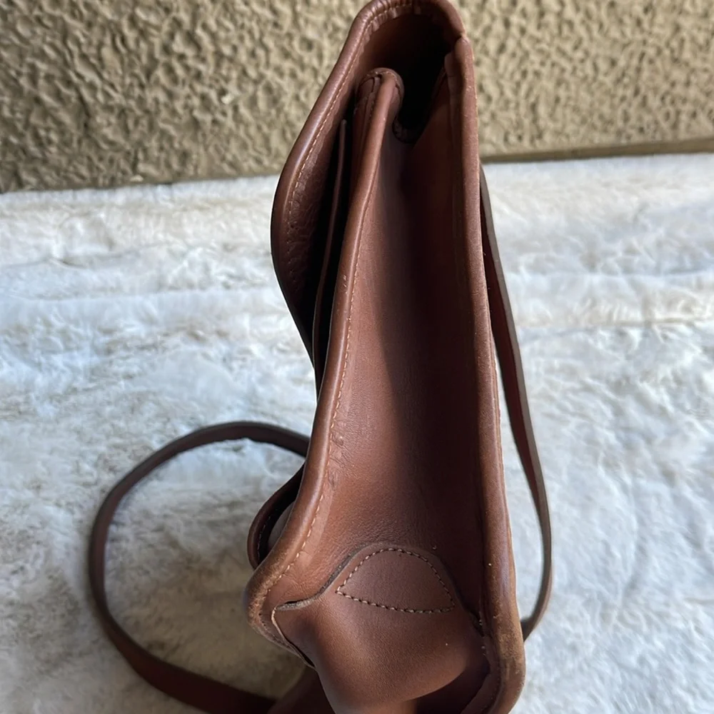 Jack George’s messenger leather bag